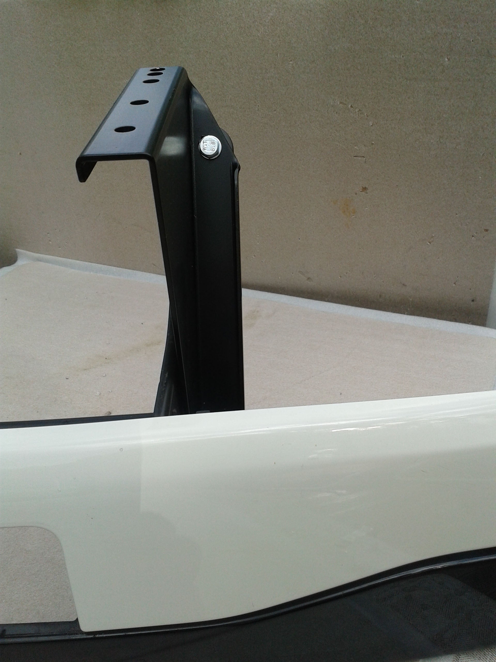 Fäste varningsljusramp Scania N-hytt - Bilupplysningen