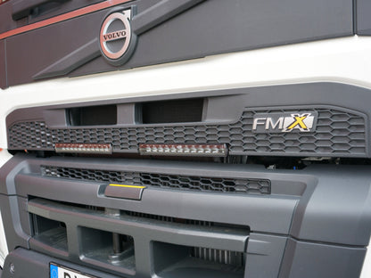 Viklight Ymer Pro 2x14tum LED Extraljus – Grillkit Volvo FM/FMX 2021+ - Bilupplysningen