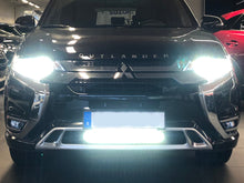 Modellanpassat fäste för 20 tum LED-ramp - Mitsubishi Outlander 2020- Bilupplysningen