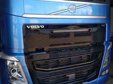 Grillkit Volvo FH med Viklight Ymer 30"-ramp – Modellanpassad lösning LED - Bilupplysningen